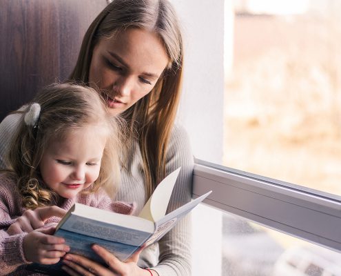 Dadilja u radu s djecom u dječjem vrtiću Srčeko