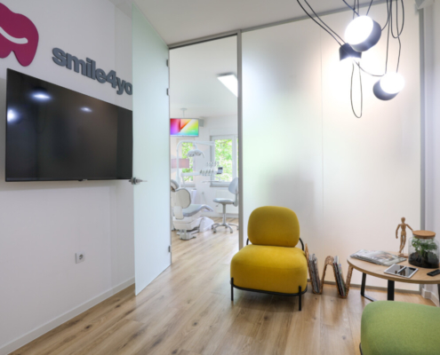 Dentalni asistent u dentalnom studiju u Zagrebu